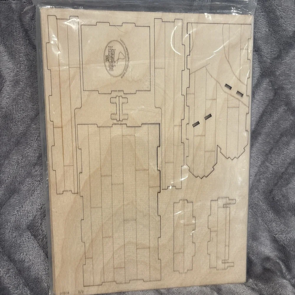 The Broken Token Birdhouse Dice Tower DIT018 Crafts‎
